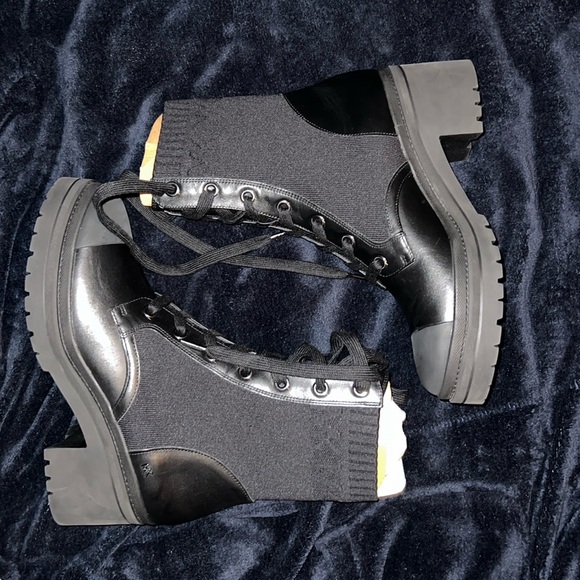 Michael Michael Kors Brea Bootie - Picture 2 of 4